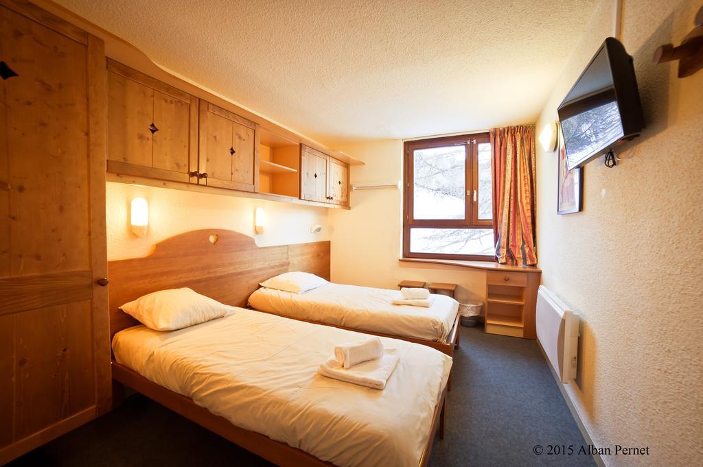Hôtel Les Balcons De Maurienne à Montricher-le-Bochet Chambre photo
